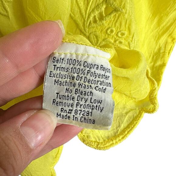 Johnny Was Yellow Rayon Crupa Oversized Boho Scallop Eyelet Top Blouse Large - Picture 10 of 10